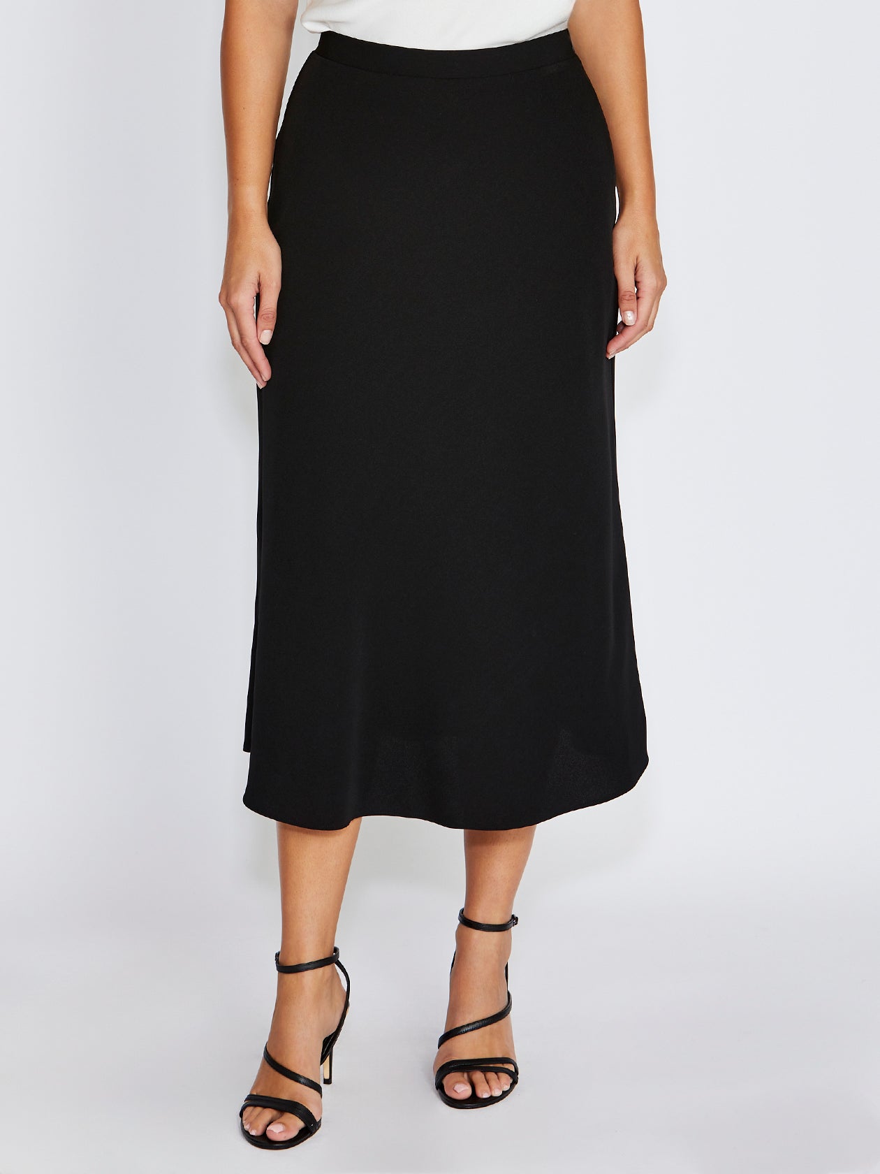 preloved購入　BLACK CREPE SKIRT Women's Crepe Midi Length Skirt in Black | Liberty