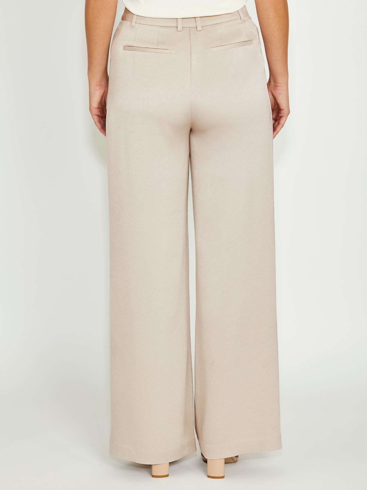 Women's Crepe Straight Leg Pant in Beige | Gabriella