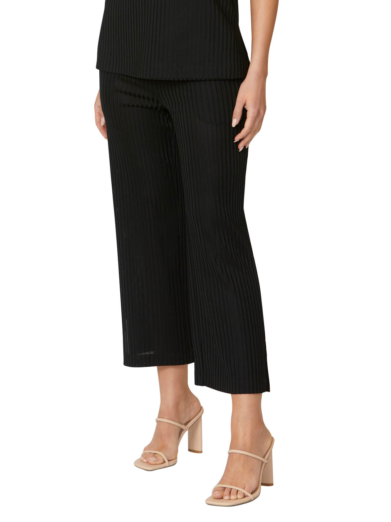 Carrie Black Cropped Pant