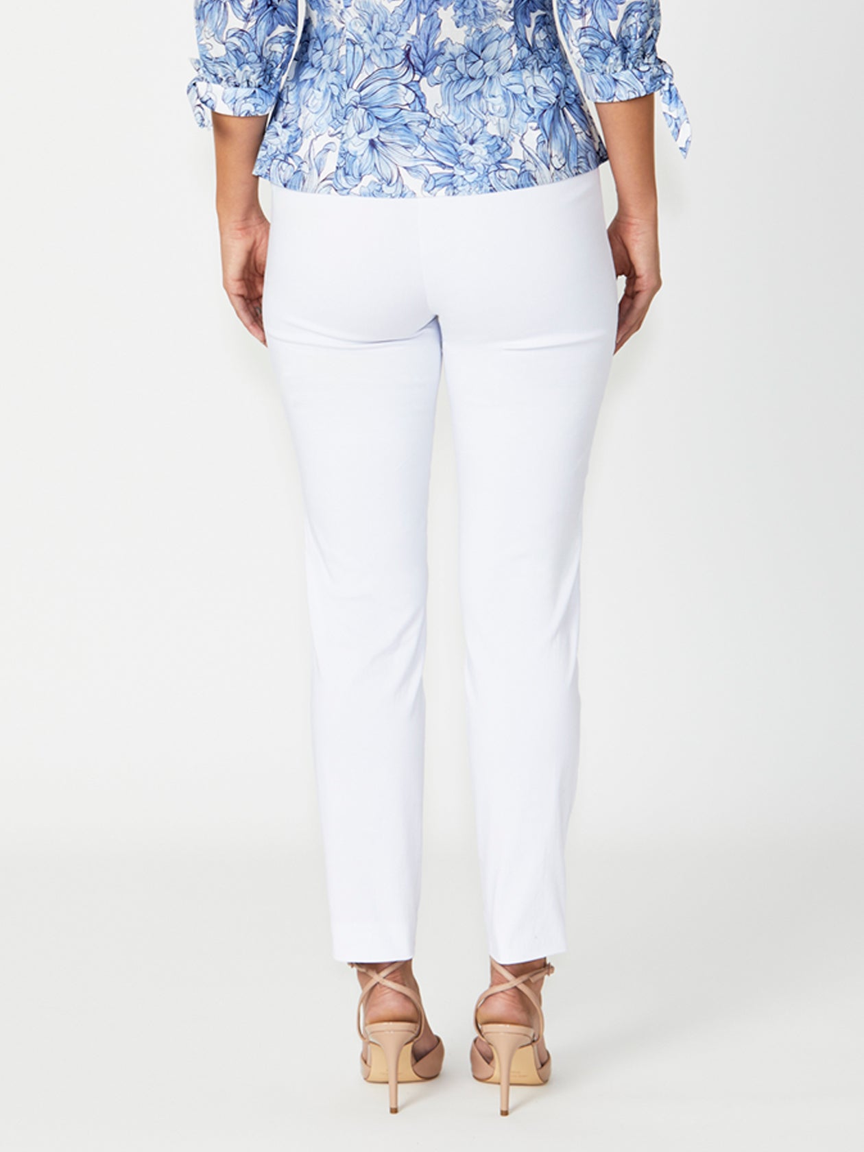 Women s Bengaline Capri Pant in White Nancy